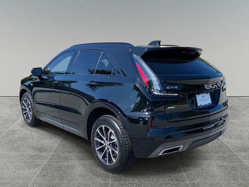 Certified 2024 Cadillac XT4 Sport AWD/4WD image 4