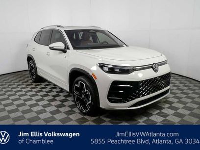 New 2026 Volkswagen Tiguan SEL R-Line