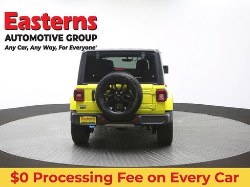 Used 2023 Jeep Wrangler Unlimited Sahara AWD/4WD image 36