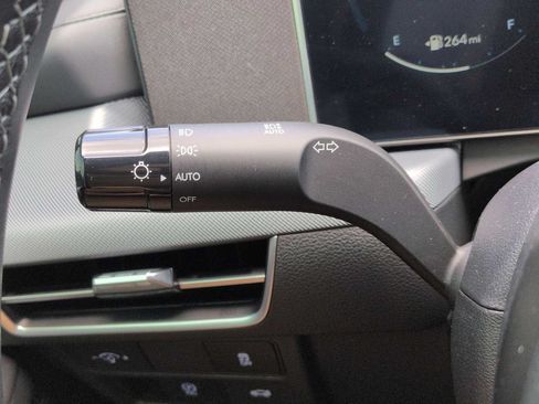 Used 2025 Hyundai Sonata SEL FWD image 29