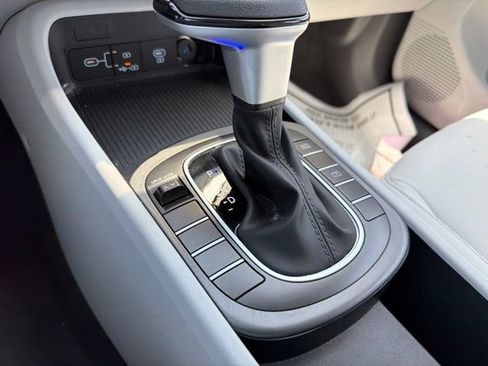 Used 2026 Hyundai Kona SE FWD image 50