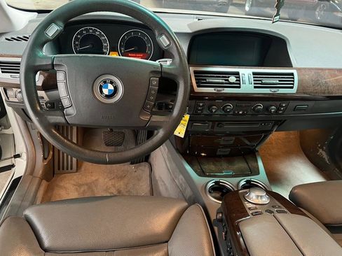 Used 2004 BMW 745Li RWD image 23