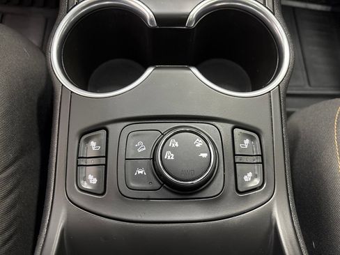 Used 2019 GMC Terrain SLT w/ Preferred Package AWD/4WD image 19