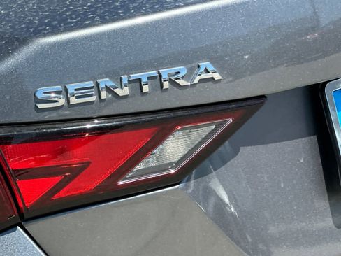 Used 2022 Nissan Sentra SV FWD image 26