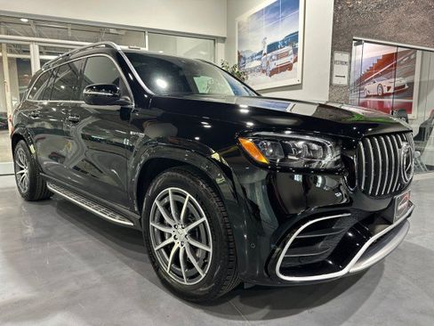 Used 2021 Mercedes-Benz GLS 63 AMG 4MATIC w/ Warmth & Comfort Package image 21