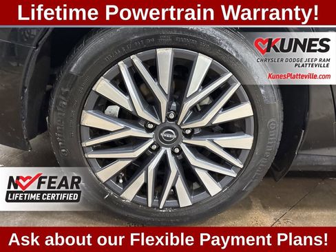 Used 2023 Nissan Altima 2.5 SV image 13