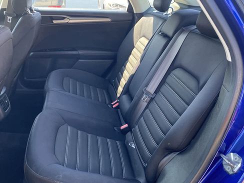 Used 2013 Ford Fusion SE image 17