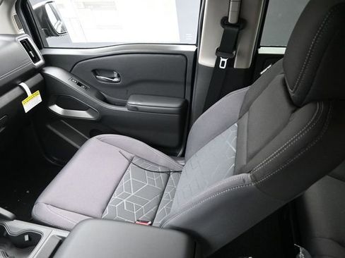 New 2026 Nissan Frontier SV w/ Tow Package image 11