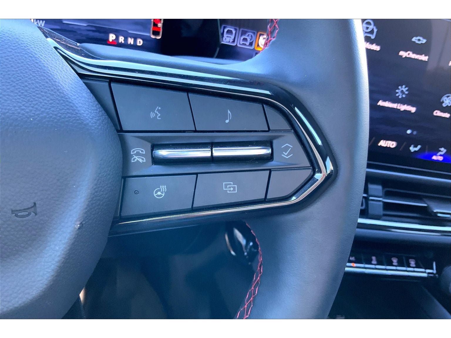 Used 2026 Chevrolet Equinox EV RS FWD image 21