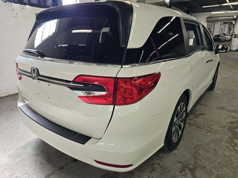 Used 2023 Honda Odyssey EX-L image 3
