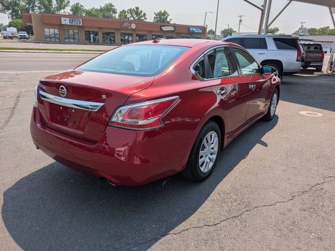 Used 2015 Nissan Altima 2.5 S w/ Power Driver Seat Package FWD image 7