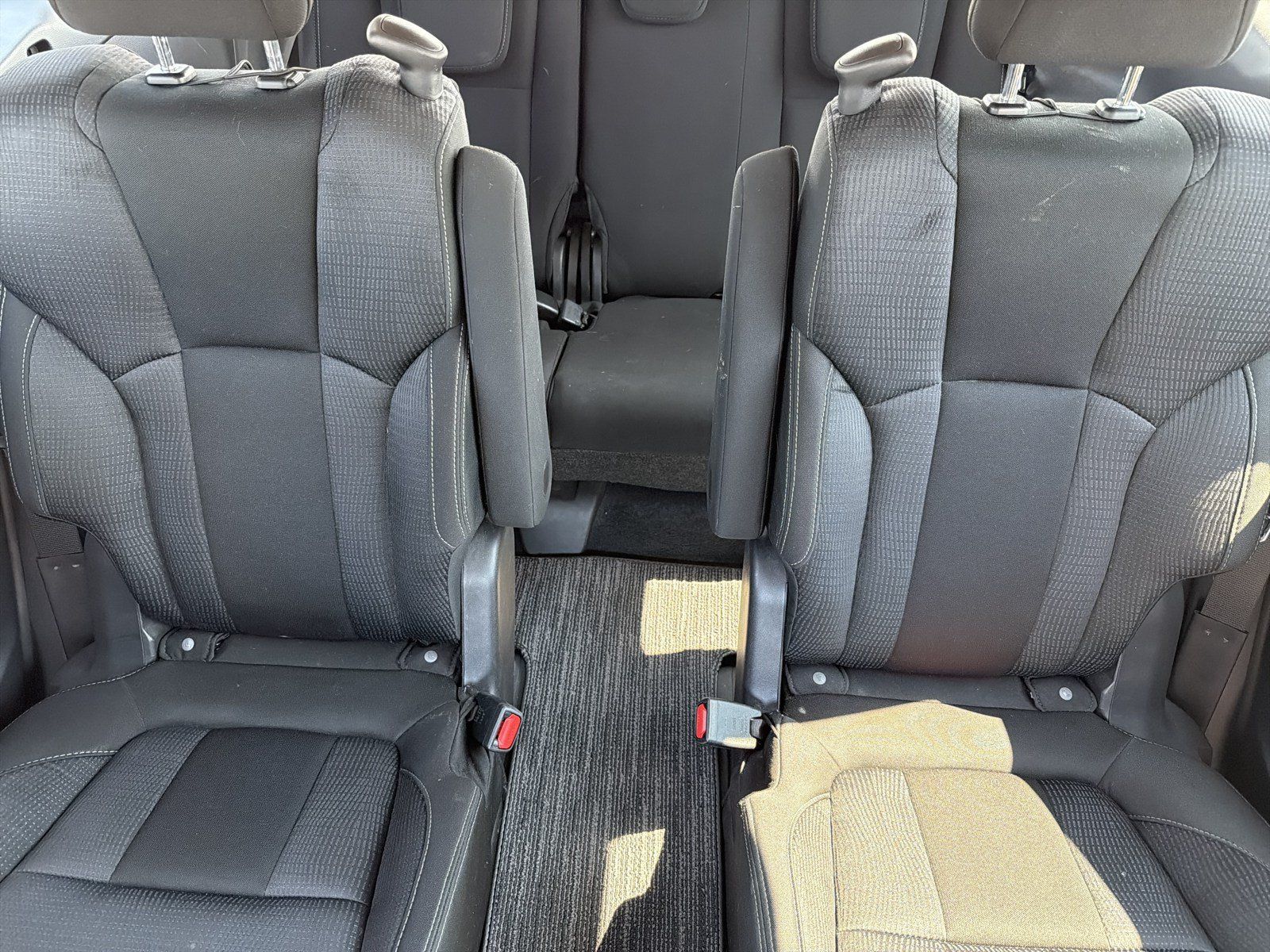 Used 2021 Subaru Ascent Premium w/ Convenience Package AWD/4WD image 13