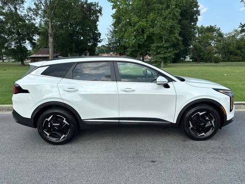 Certified 2026 Kia Sportage EX w/ EX Panoramic Sunroof Package AWD/4WD image 31