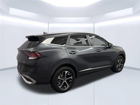Certified 2025 Kia Sportage EX AWD/4WD image 6