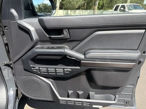 Certified 2026 Toyota 4Runner SR5 AWD/4WD image 14