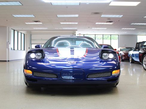 Used 2004 Chevrolet Corvette Z06 w/ Z06 Preferred Equipment Group RWD image 14