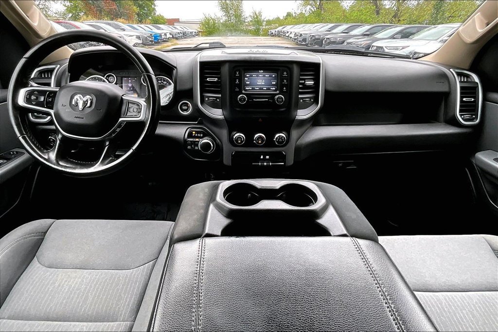 Used 2019 RAM 1500 Big Horn AWD/4WD image 18
