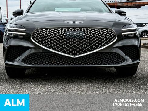 Used 2025 Genesis G70 2.5T RWD image 9