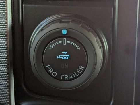 Certified 2024 Ford F150 Platinum w/ FX4 Off-Road Package image 30