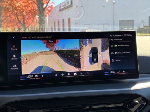 Certified 2025 BMW 230i Coupe image 23