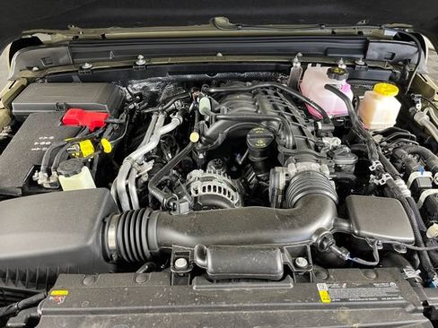 Used 2026 Jeep Gladiator Sport AWD/4WD image 46