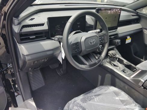 New 2026 Toyota RAV4 XSE AWD/4WD image 7