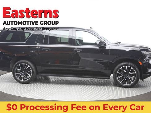 Used 2022 Chevrolet Suburban RST w/ Luxury Package AWD/4WD image 49