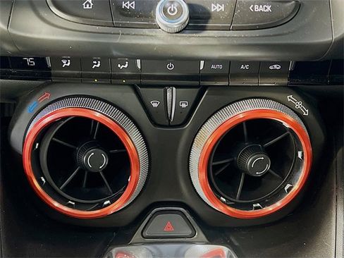 Used 2018 Chevrolet Camaro LT w/ Technology Package image 22