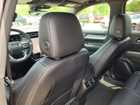 New 2026 GMC Terrain Elevation w/ Elevation Premium Package FWD image 25