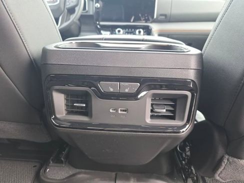 New 2026 GMC Sierra 1500 AT4 w/ AT4 Premium Package image 25
