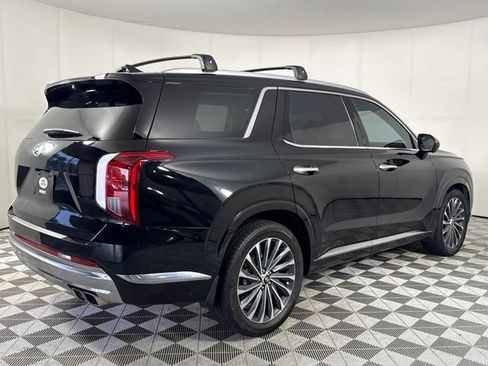 Used 2023 Hyundai Palisade Calligraphy AWD/4WD image 4