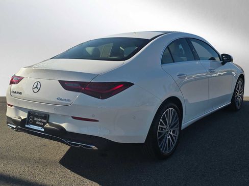 Used 2025 Mercedes-Benz CLA 250 4MATIC image 3