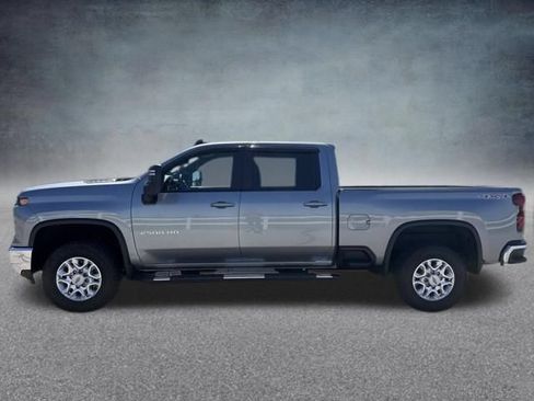Used 2024 Chevrolet Silverado 2500 LT w/ Convenience Package AWD/4WD image 11