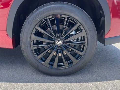 New 2026 Toyota Highlander XSE AWD/4WD image 11