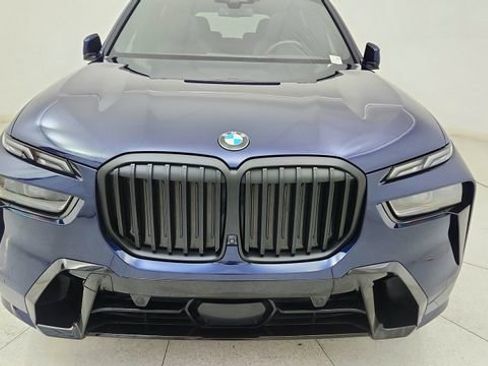 Used 2024 BMW X7 xDrive40i w/ Executive Package image 8