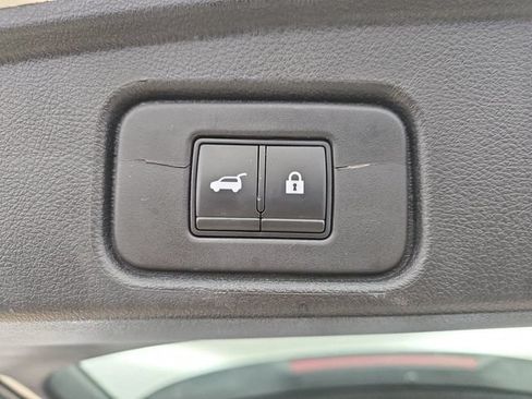Used 2022 Nissan Pathfinder Platinum w/ Cargo Package FWD image 34