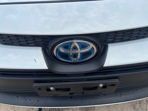 Used 2023 Toyota Corolla LE FWD image 21