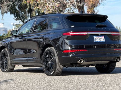 Used 2025 Lincoln Corsair Grand Touring w/ Equipment Group 301A image 6