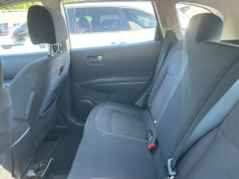 Used 2012 Nissan Rogue S AWD/4WD image 9