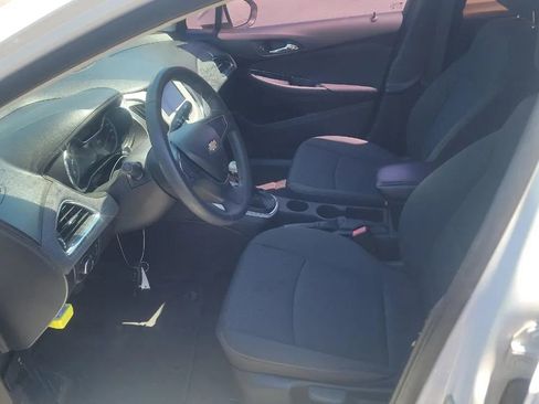 Used 2018 Chevrolet Cruze LS FWD image 5