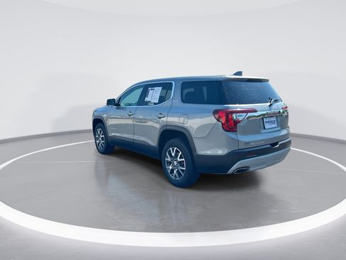 Used 2023 GMC Acadia SLE FWD image 7