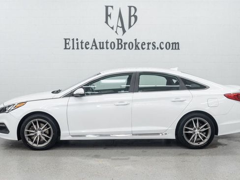 Used 2017 Hyundai Sonata Sport 2.0T FWD image 2