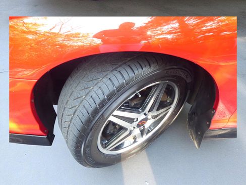 Used 2004 Chevrolet Monte Carlo SS w/ Dale Earnhardt Jr. Package image 25