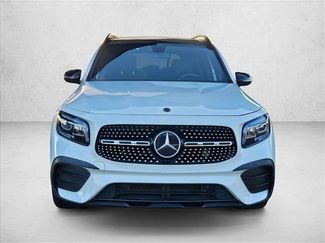 Used 2022 Mercedes-Benz GLB 250 4MATIC video 2