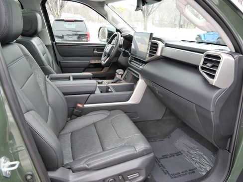 Used 2022 Toyota Tundra Limited AWD/4WD image 14