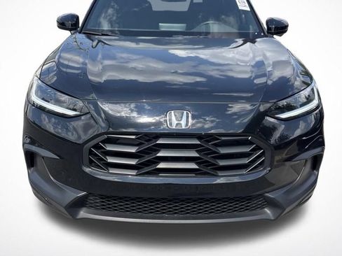 Used 2025 Honda HR-V Sport image 4