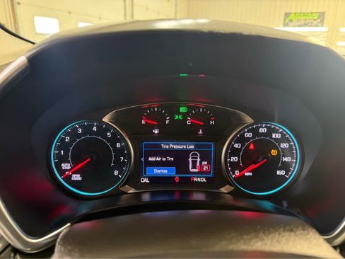 Used 2024 Chevrolet Equinox LT image 9