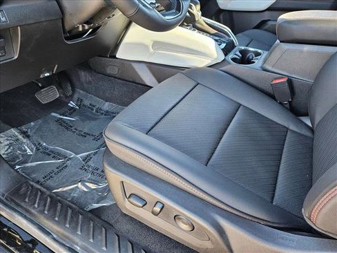 New 2026 GMC Canyon AT4X image 4