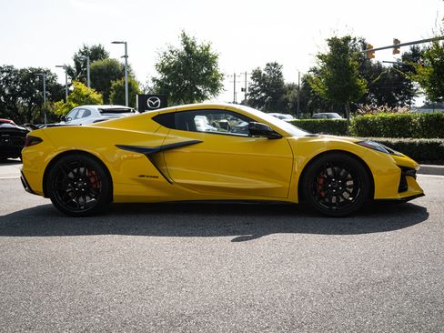 Used 2026 Chevrolet Corvette Z06 RWD image 11