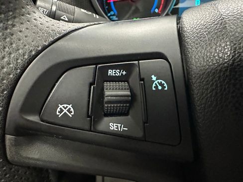 Used 2015 Chevrolet Cruze LT FWD image 19